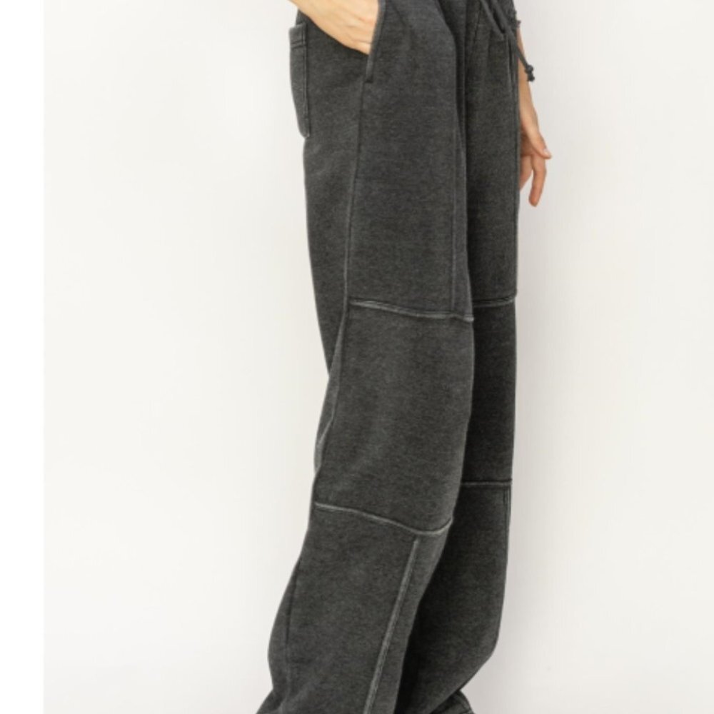 Stitched Design Drawstring Sweatpants - Picture 3 of 3